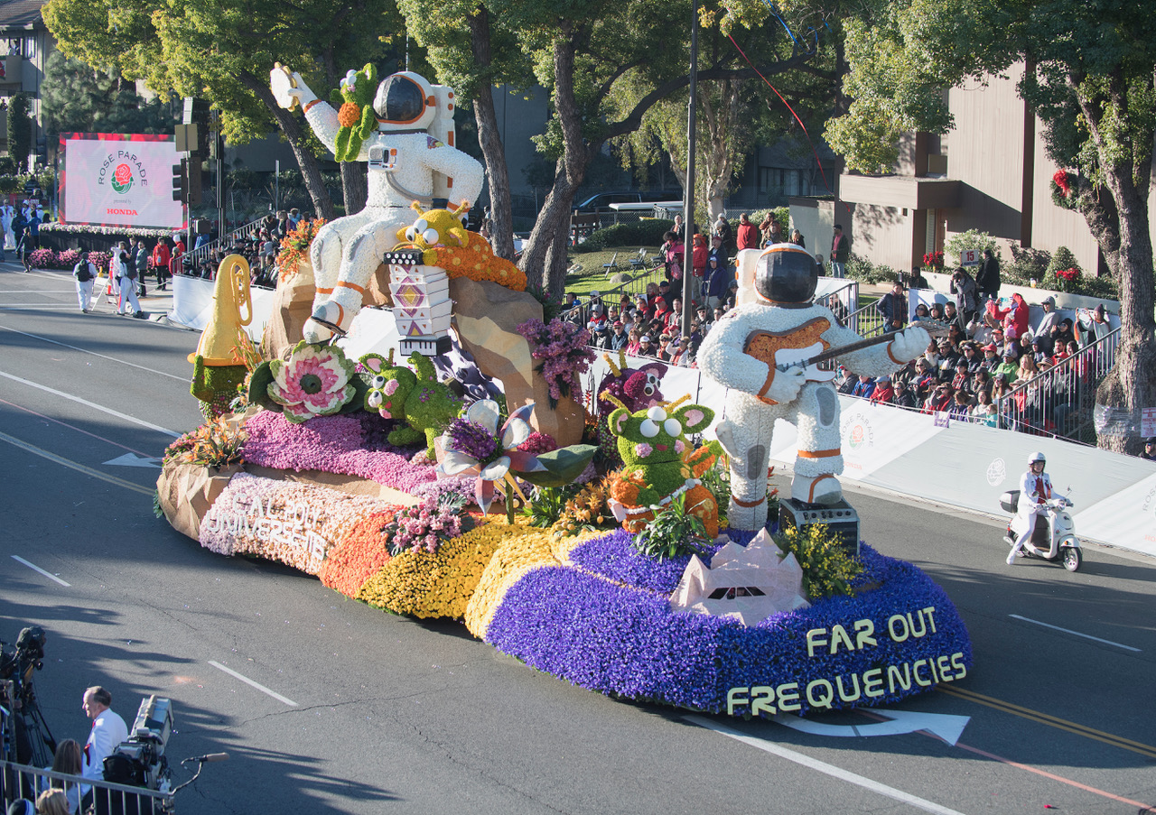 That the school parade float won. Rose Parade Floats. Parade Float. Parades of Floats Easter.